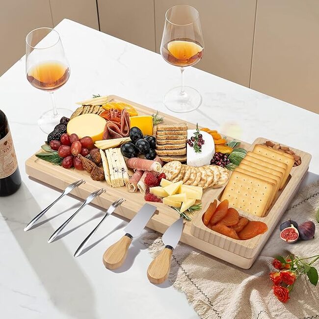 Bamboo Cheese Tray With Hidden Knife Storage (5)